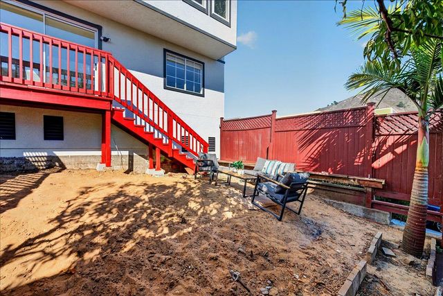 554 Castle Street, Daly City, CA 94014