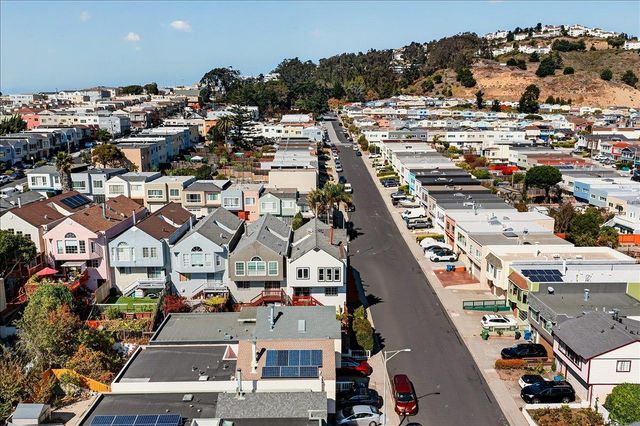 554 Castle Street, Daly City, CA 94014