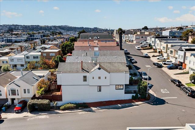 554 Castle Street, Daly City, CA 94014