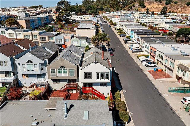 554 Castle Street, Daly City, CA 94014