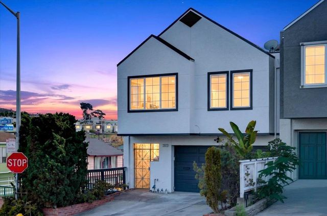 554 Castle Street, Daly City, CA 94014