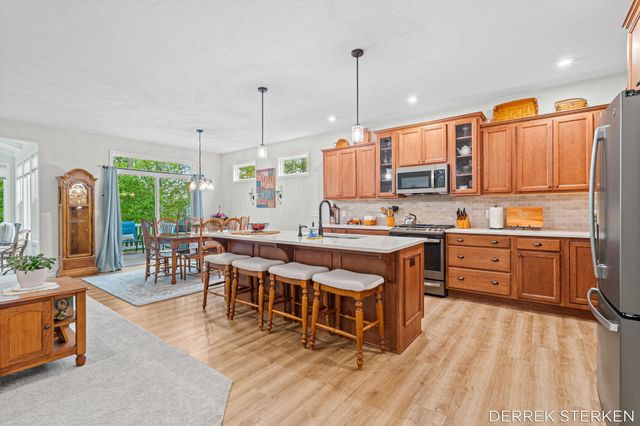 2062 Flowering Drive, Jamestown Twp, MI 49426