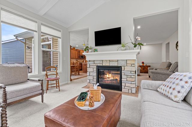 2062 Flowering Drive, Jamestown Twp, MI 49426