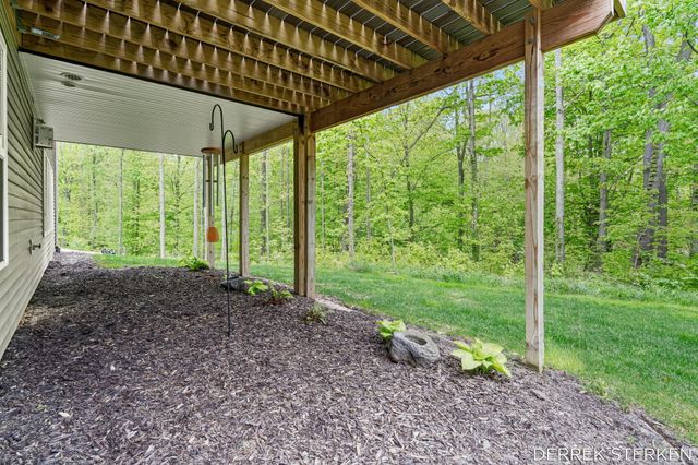 2062 Flowering Drive, Jamestown Twp, MI 49426