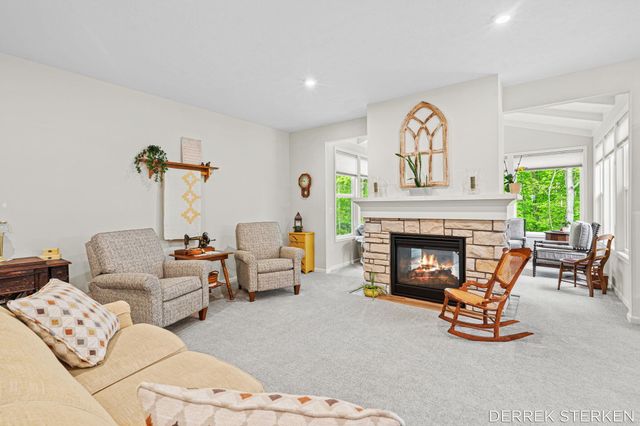 2062 Flowering Drive, Jamestown Twp, MI 49426