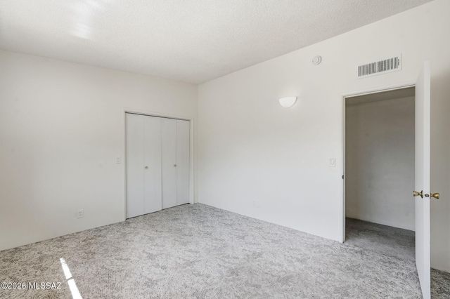7310 N Village Avenue, Tucson, AZ 85704