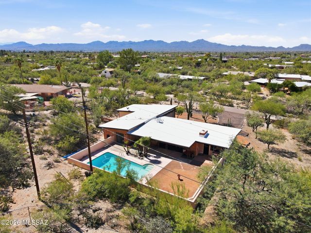 7310 N Village Avenue, Tucson, AZ 85704