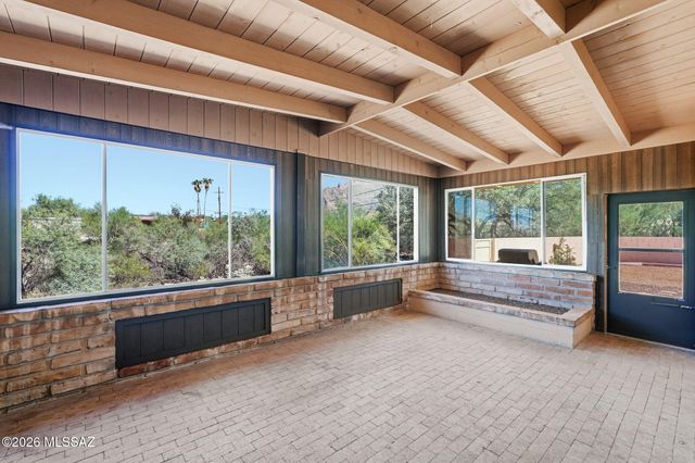 7310 N Village Avenue, Tucson, AZ 85704