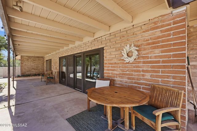 7310 N Village Avenue, Tucson, AZ 85704