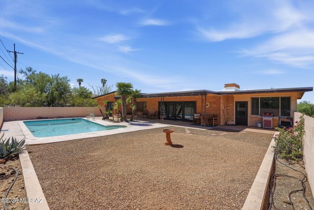7310 N Village Avenue, Tucson, AZ 85704
