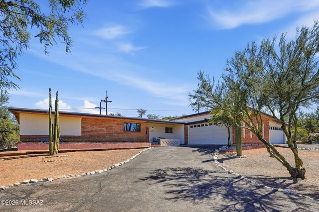 7310 N Village Avenue, Tucson, AZ 85704