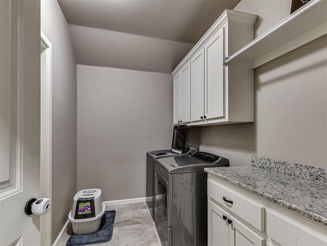 4612 Kentucky Ridge Drive, Mustang, OK 73064