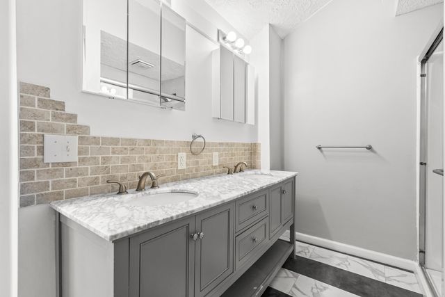 365 Kendall Street N, Battle Creek City, MI 49037