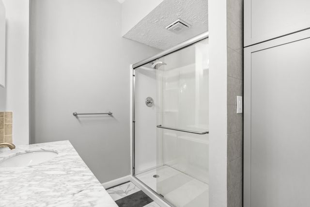 365 Kendall Street N, Battle Creek City, MI 49037