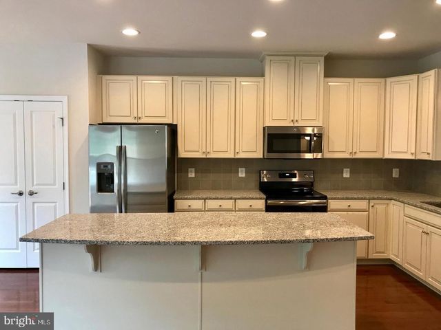 10735 HINTON WAY, Manassas, VA 20112