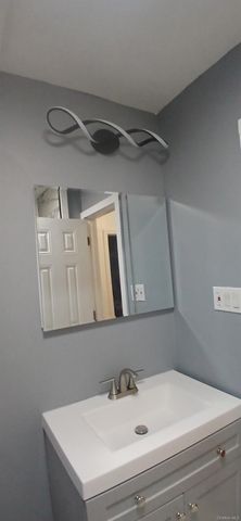 49 Noble Street, North Babylon, NY 11703