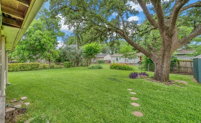 1112 N 63rd Street, Waco, TX 76710