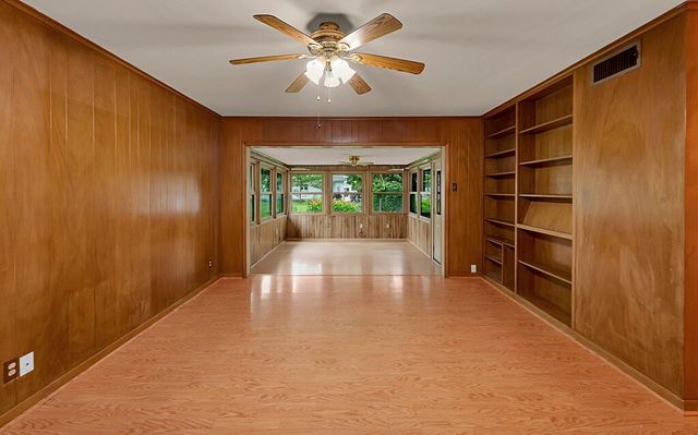 1112 N 63rd Street, Waco, TX 76710