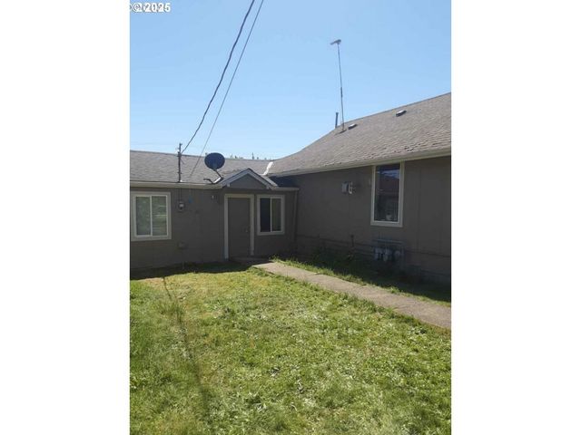 441 NORTH St, Vernonia, OR 97064