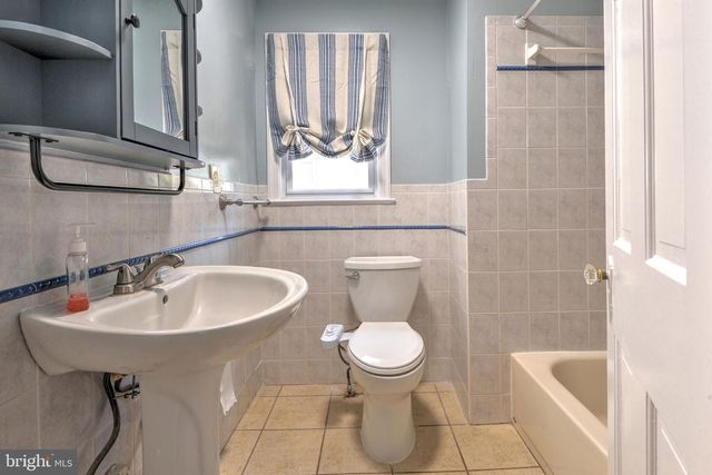 8016 OLD GEORGETOWN RD, Bethesda, MD 20814