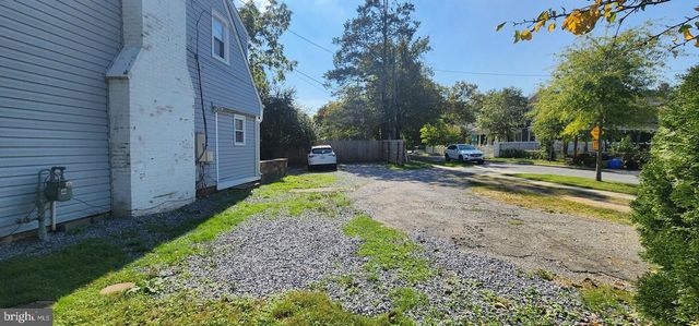 8016 OLD GEORGETOWN RD, Bethesda, MD 20814