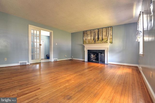 8016 OLD GEORGETOWN RD, Bethesda, MD 20814