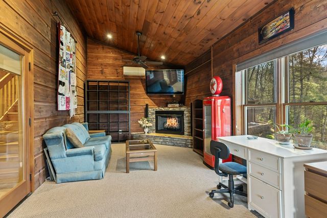 45 Turning Lay Road, Morganton, GA 30560