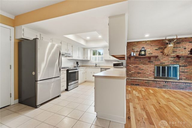 881 Lyncreek Drive, Washington Twp, OH 45458
