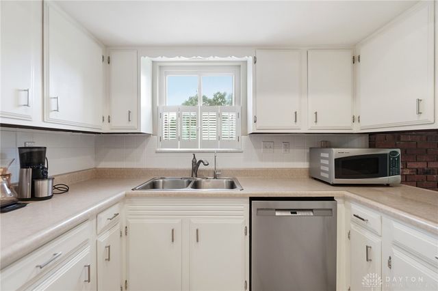 881 Lyncreek Drive, Washington Twp, OH 45458