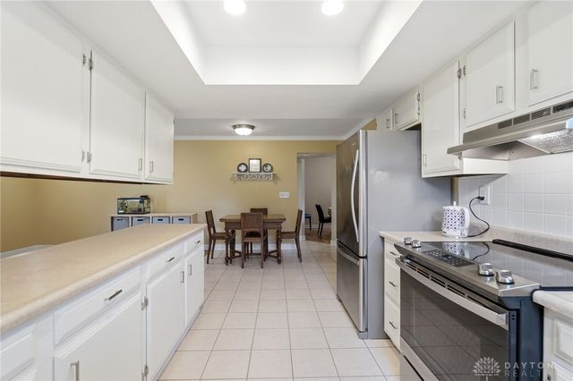 881 Lyncreek Drive, Washington Twp, OH 45458