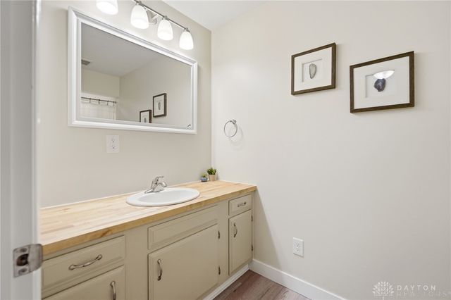 881 Lyncreek Drive, Washington Twp, OH 45458