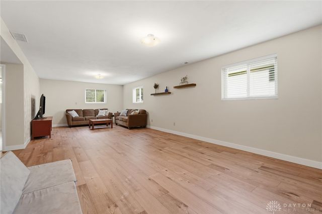 881 Lyncreek Drive, Washington Twp, OH 45458