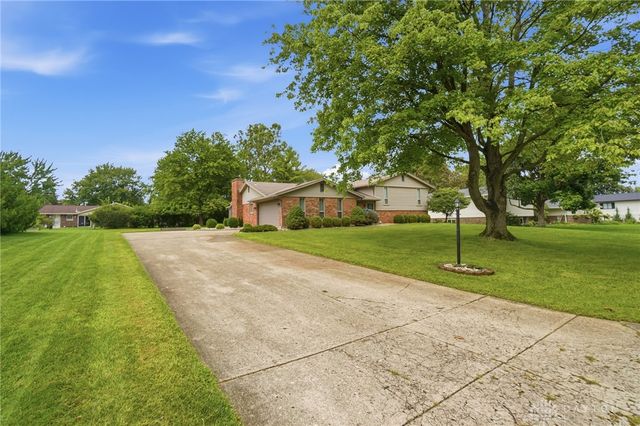 881 Lyncreek Drive, Washington Twp, OH 45458