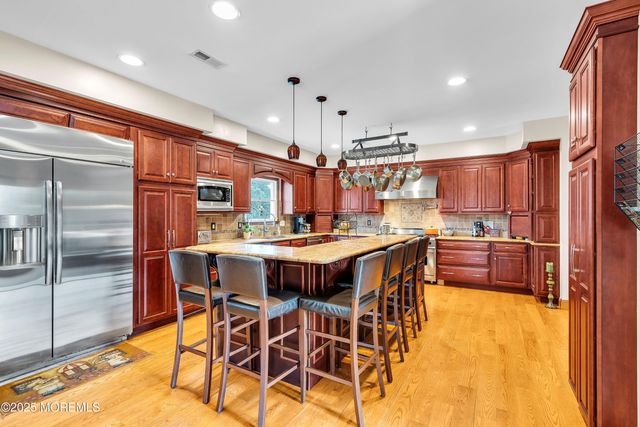 802 Washington Street, Toms River, NJ 08753