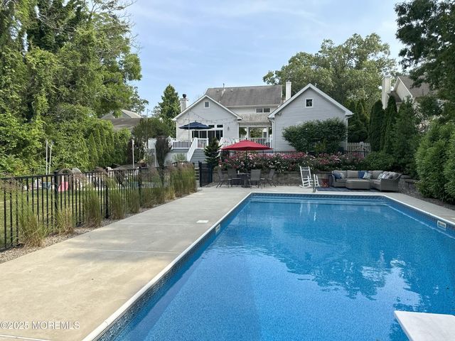 802 Washington Street, Toms River, NJ 08753