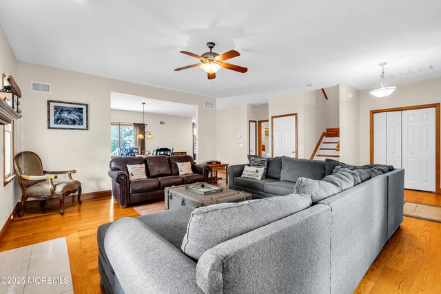 802 Washington Street, Toms River, NJ 08753