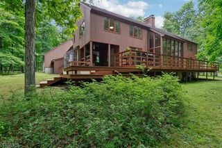 42 Pin Oak Rd, Montgomery Twp., NJ 08558
