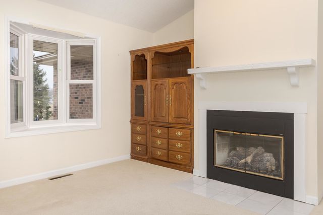 19710 Nottingham Drive, Downs, IL 61736