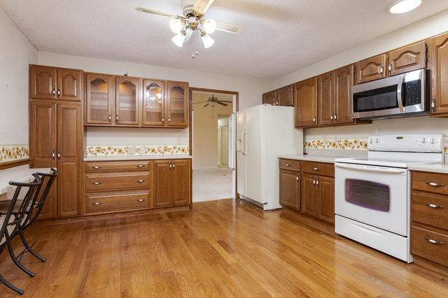 19710 Nottingham Drive, Downs, IL 61736