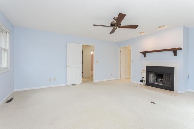 19710 Nottingham Drive, Downs, IL 61736