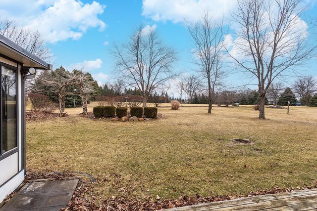 19710 Nottingham Drive, Downs, IL 61736