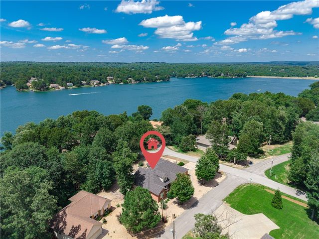73 Eddleston Drive, Bella Vista, AR 72715