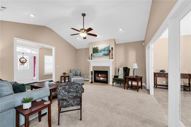 73 Eddleston Drive, Bella Vista, AR 72715
