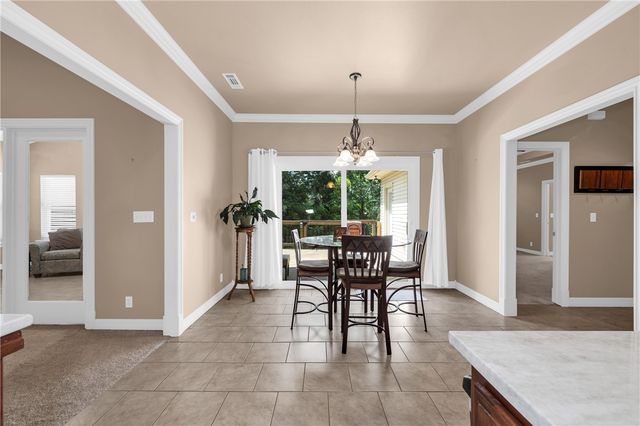 73 Eddleston Drive, Bella Vista, AR 72715