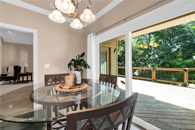 73 Eddleston Drive, Bella Vista, AR 72715
