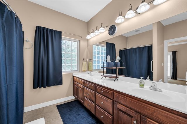 73 Eddleston Drive, Bella Vista, AR 72715