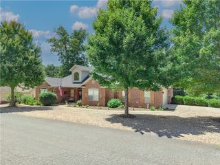 73 Eddleston Drive, Bella Vista, AR 72715