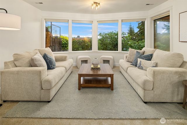 310 Skyline Drive, Edmonds, WA 98020