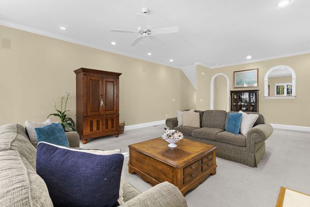 10 Commons Court, Isle Of Palms, SC 29451