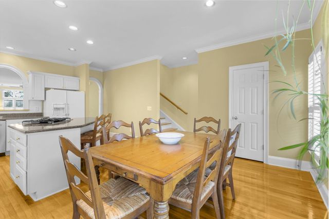 10 Commons Court, Isle Of Palms, SC 29451